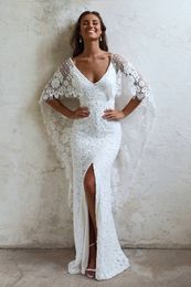 Boho Long Batwing Sleeves Wedding Dress Backless Lace Custom Made Destination Elopement High Split Pastrol Bridal Gown Customed Made