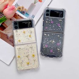 Cell Phone Cases Cute Dry Flower Glitter Clear Stars Phone Case For Samsung Galaxy Z Flip 3 5G Shockproof Back Cover for Z Flip3 Z0324