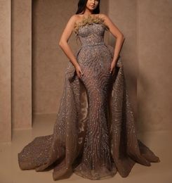 Luxury Mermaid Evening Dresses Sleeveless Bateau Feather Beaded Appliques Sequins Detachable Train Floor Length Prom Dress Formal Gown Plus Size Gowns Party Dress