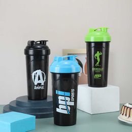 water bottle 700ml Bottle Protein Powder Shake Cup Large Capacity Water Bottle Plastic Mixing Cup Body-Building Exercise Bottles Thermal New P230324