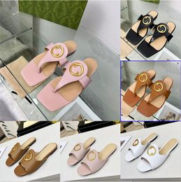 2023 designer de moda rodada intertravamento sandálias femininas de couro verão apartamentos moda praia chinelos femininos 35-43 com caixa