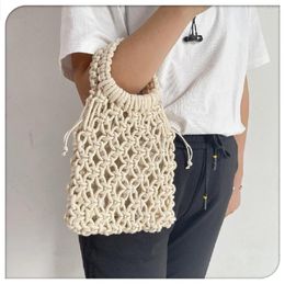 Wallets Ssummer Solid Color Hollow Beach Handbag Drawstring Inner Small Bag Elastic Casual Wild Female Summer Braided Tote Packs