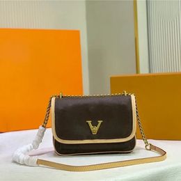 Designer Luxury Handbags LOCKME TENDER POCHETTE Chain Shoulder Handbag M57072 Envelope Bag Hasp up Crossbody Bag For Women genuine leather Bag