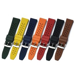 Watch Bands High Quality FKM Watch Strap 18mm 20mm 22mm Porous Quick Release Fluororubber Watchbands For Men's Diving Watches Accessories 230323