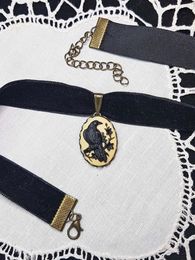 Choker Gothic Black Raven Cameo For Men Women Fashion Pagan Witch Jewelry Accessories Gift Vintage Velvet Charm Necklace