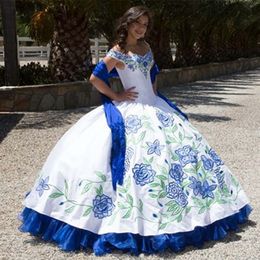 Mexican Royal Blue and White Quinceanera Dresses With Embroidered Floral Long Satin Ball Gown Sweet 16 Prom Party Gowns Sleeveless Straps Sweetheart Neckline