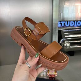 Designer Sandals Fashion Sandels Woman Summer Shoes Open Toe Real Leather Buckle Glaidator Sandales Black Brown White