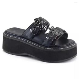 Dress Shoes Goth Punk Large Thick Bottom Slippers Female Summer 2023 Bat Decorative Belt Buckle Slope Heel Sandals