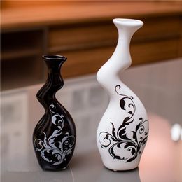 Vases Original Design Modern Fancy Shape Vase High Grade Jingdezhen Ceramics Personality European Home Decorations 2 Pieces/lot