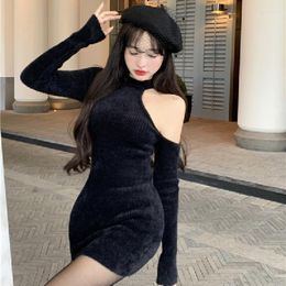 Casual Dresses 2023 Autumn Winter Knitted Dress Pure Black Long-Sleeved Strapless Girl Hip One Piece Women'S Clothing Party Sweater