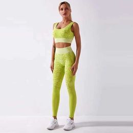 Women's Tracksuits 's Tidal current for Sportswear Seamless Yoga Set Snake Print Crop Top Bra High Waist Fitnes Pants Gym Suit design juicy tracksuits