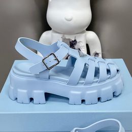 Luxury New Style Designer P Sandals Rubber Thick Sole Hollow Baotou Womens Casual Elevated Buckle Roman Tide Outdoor Blue Beach Sandals Box Size 35-40
