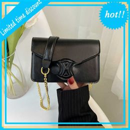 Designer Bag Chain Small Square 2023 Early Spring New Single Shoulder Arch of victory Gate Tofu Crossbody Live Broadcast Women's evening clutches