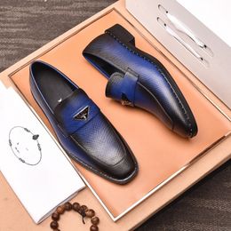 2023 TOP Men Designer Loafers Dress Shoes New Fashion Casual Leather Shoe Glossed-leather Loafer Black White Sneakers SIZE 38-45