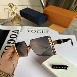 20% OFF Luxury Designer New Men's and Women's Sunglasses 20% Off Framed Nylon Polarised Fashion Mesh Red Large Frame Resistant Glasses