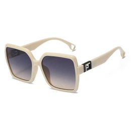 20% OFF Luxury Designer New Men's and Women's Sunglasses 20% Off Personalised large frame plain mirror square Fashion