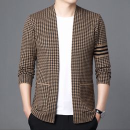 Upscale Men's Coats 2023 Spring New Style Sweater Cardigan Jacket Korean Version Qianniao Casual Top