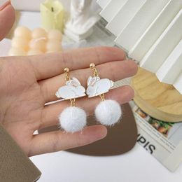 Backs Earrings Cute Winter Sweet Plush Pom Ball Girls Clip On Japanese Temperament White Ears For Women