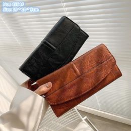 Factory wholesale ladies shoulder bags 3 Colours niche design large capacity multi-card retro clutch bag simple solid Colour leather purse sewing fashion long wallet