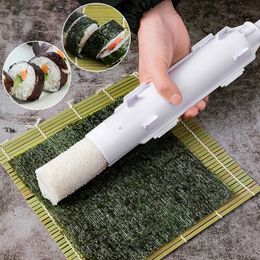 Sushi Tools Quick Sushi Maker Roller Rice Mould Vegetable Meat Rolling Gadgets Sushi Device Making Machine Kitchen Ware Bento Accessories 230327