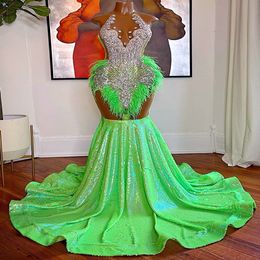 2023 Arabic Aso Ebi Green Mermaid Prom Dresses Beaded Crystals LBackless Evening Formal Party Second Reception Birthday Engagement Gowns Dress ZJ2066