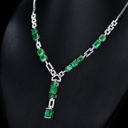 Pendant Necklaces Foydjew High-end Luxury Designer Jewellery Simulation Emerald Micro Inlaid Full Diamond Choker Necklace For WomenPendant