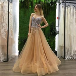 Luxury Champagne Long Prom Dress 2023 A Line Evening Party Gown Sweetheart Backless Beading Crystals Formal Woman Pageant Robe De Soiree