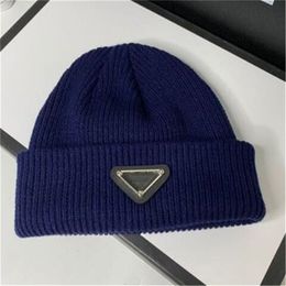 New Knitted Hat Fashion Letter Skull Caps Popular Warm Windproof Stretch Multi-color High-quality Beanie Hats Personality Street Style Couple Headwear