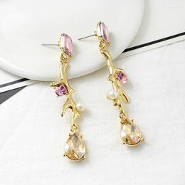 Dangle Earrings Elegant And Stylish Golden Twigs Vine-shaped Pendant Inlaid Rose Rhinestone Imitation Pearls Glamour Jewelry