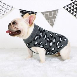 Dog Apparel Dogs Pullover Knitted Pet Sweater Fashion Leopard Print Dot Cats Waistcoat Sleeveless Warm Bomei Clothing Chihuahua Bulldog Vest 230327