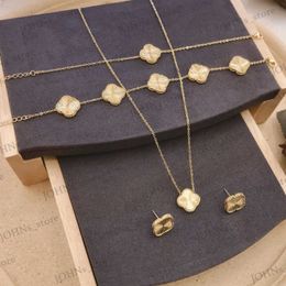 Bracelet Earrings Necklace Jewelry Sets Bracelets Designer Retro Fashionable Women Wedding Lovers Gift R230327