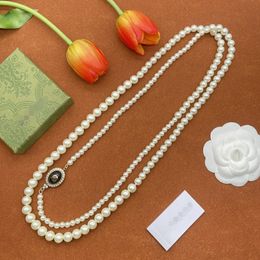 Classic Flower Necklace Women Designer Jewellery Golden Chain Necklace For Womens Luxury Letters Jewelrys With Pearl Necklaces Party 2204095WU GN-046