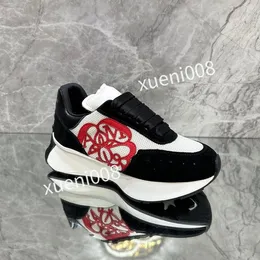 2023Casual Shoes Designer Mens Women Shoe Strawberry Wave Mouth Tiger Web Print Vintage Trainer Man Woman Variety of Styles