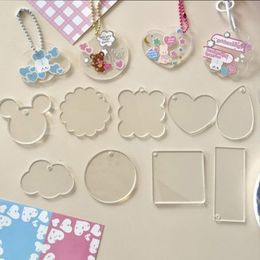 Charms 40PcsLot Acrylic Blank Charms Round Heart Flower Geometric Transparent Acrylic Card Charm for Jewellery Making Diy Keychain Craft 230325