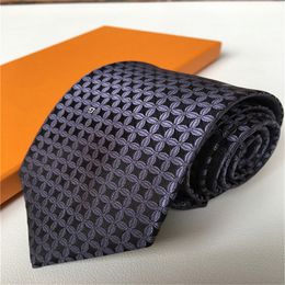 2023 Luis Men Necktie Mens Designer Neck Tie Suit NeckTies Luxury Business Men Silk Ties Party Wedding Neckwear Cravate Cravattino Krawatte Choker 688