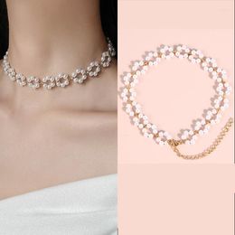 Choker Pearl Necklace For Women Korean Fashion Vintage Accessories Flower Chain Wedding Party Jewelry Cute Romantic Gifts