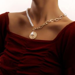 Pendant Necklaces Cuban Pearl Thick Chain Beauty Head Coin Necklace Women Vintage Choker Jewellery Statement Accessories