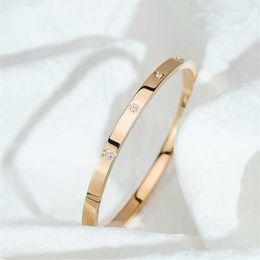 designer bracelet chain love chain Japanese and Korean hot selling rose gold titanium steel female the same couple full sky star narrow version classic Bracelet