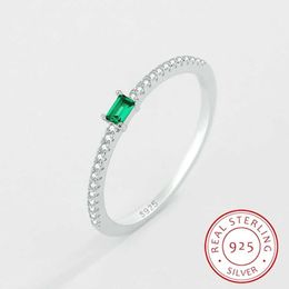 Band Rings 2022 NEW Classic Rectangular Emerald Ring For Women Single Row Of Diamonds Genuine Sterling Silver Valentine's Day Gift Jewelry Z0327