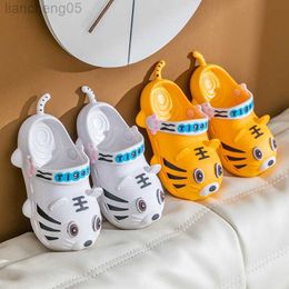 Sandals Kids Boys Cartoon Tiger Slippers Summer Non-slip Soft Sole Flats Baby Girl Beach Sandals Children Shoes Round Head Slides W0327