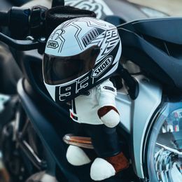 Other Home Decor Helmet Bear Doll Motorcycle Teddy Plush With Ornaments Gifts for Friends Boyfriend Office 230327