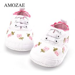 First Walkers Baby Girls Shoes White Pink Floral Embroidered Soft Soles Prewalker Walking Toddler Casual Kids For Drop 230328