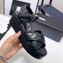 Chanells Chaannel Luxury Popular Womens Sandals Fashion Brand Business Work Channel Leisure Travel Letter Womens High Heels Mens Flat Shoes 010-02