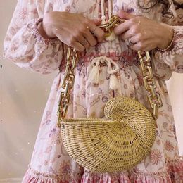 NEW Women Bag Luxury Designer Handbag Shell Metal Chain Manual Woven Strand Bag Stitching Bamboo Bag Clutch Bali Beach Holiday Handbag 230328