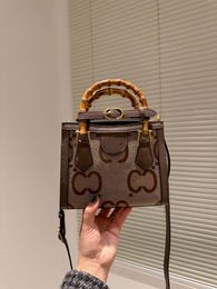 2023 Classic Womens designer bag ladies fahsion tote bag luxury crossbody bamboo totes bags shoulder handbags designers sac