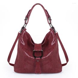 Evening Bags First Layer Cowhide Women Bag 2023 Genuine Leather Shoulder Messenger Fashion Snake Pattern Large-Capacity Bucket