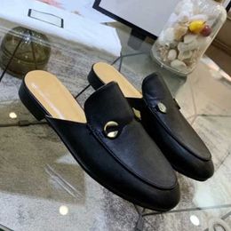 2023 new casual vintage high quality Designer Slippers Womens Men Loafers Slipper Sandal Genuine Leather Slides Metal Chain Shoes Lace Velvet Slipper With Box