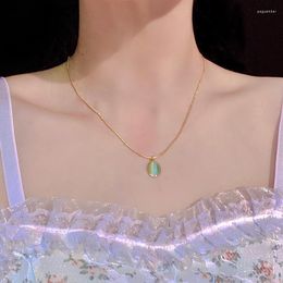 Chains French Retro Opal Oval Pendant Necklace Women's Luxury Niche Design Sense Titanium Steel Colorfast Clavicle Chain