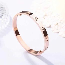 Designer bracelet carti love bangle 18k rose gold couple diamond classic for men and women Valentine's Day gift light luxury simple