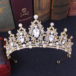 2021 new Vintage Baroque Bridal Tiaras Accessories Prom Headwear Stunning Sheer Crystals Wedding Tiaras And Crowns 1923288k